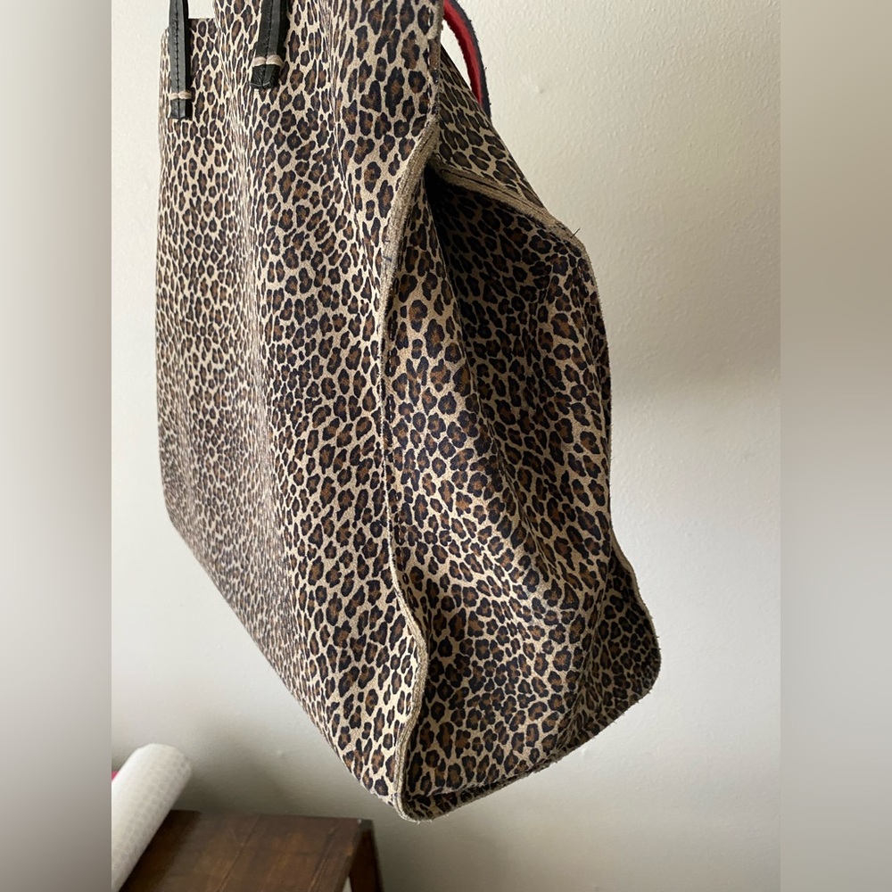 SOLD - CLARE V leopard cheetah suede leather tote bag with detachable strap. - Picture 8 of 13